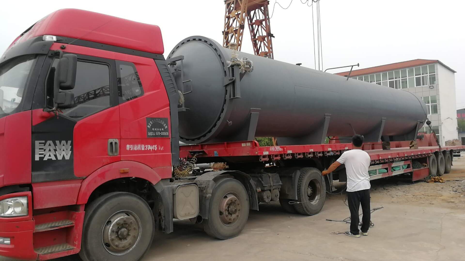 12.5m Wood Preservation Autoclave is Shipped to Papua New Guinea
